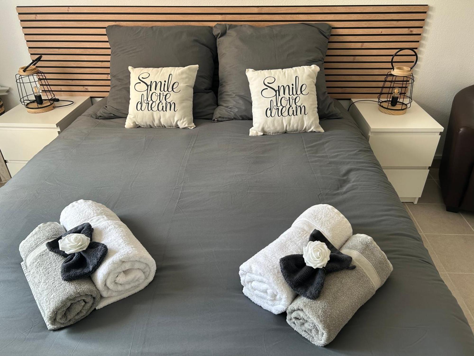 Eden En Luberon Apartment Roussillon en Isere Екстериор снимка